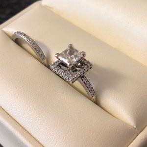 Engagement ring and band